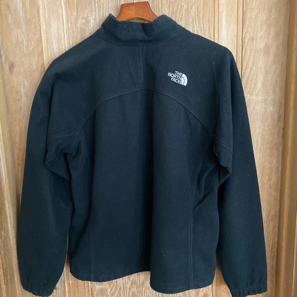 The North Face Black Zip Fleece Women’s Size Large - Picture 6 of 7